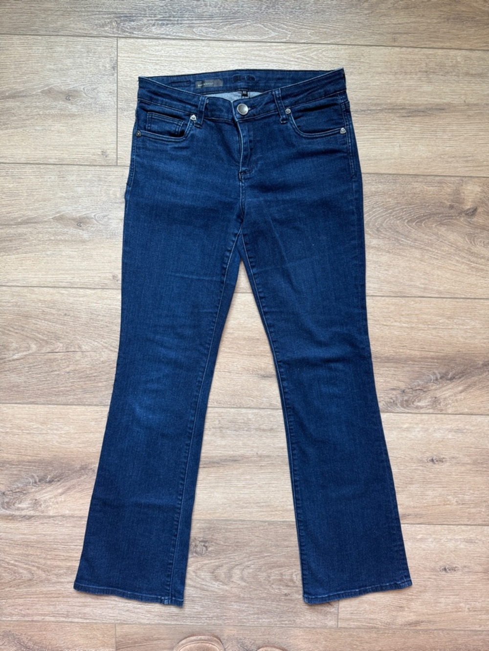 Kut from the Kloth Dark Indigo Baby Bootcut Jeans - 6S
